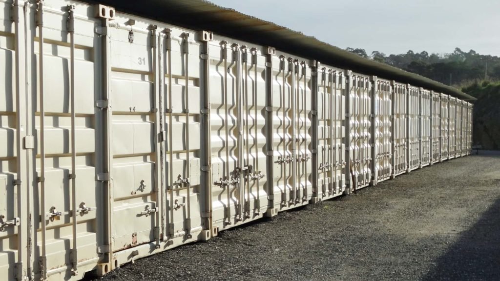 Outdoor storage shipping containers for hire