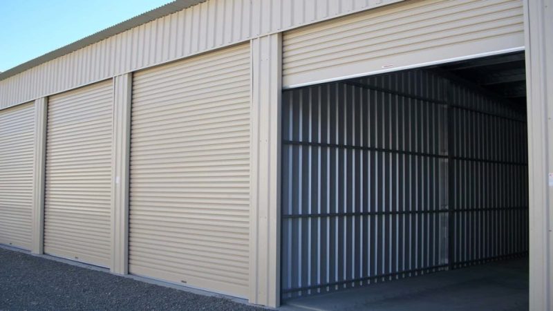 Roller Door Units & Car Garages For Rent